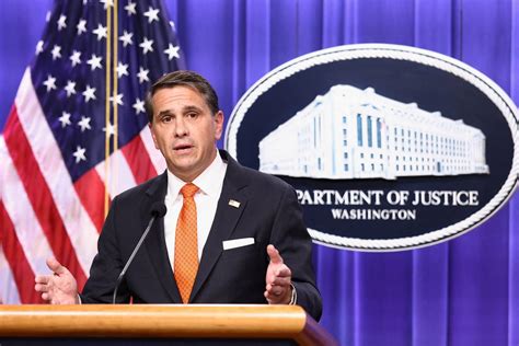 Federal Law Clerks Mass Exodus as Trump Administration Unpins Legal Staff